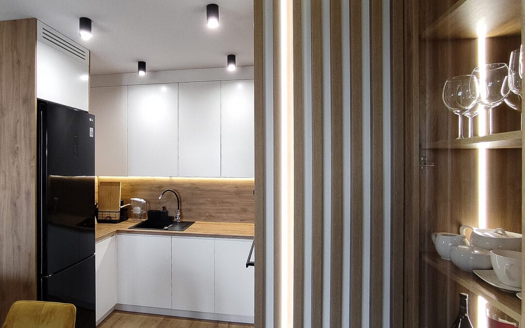 Realizacja kuchni Dąb odwieczny z frontami lakierowanymi