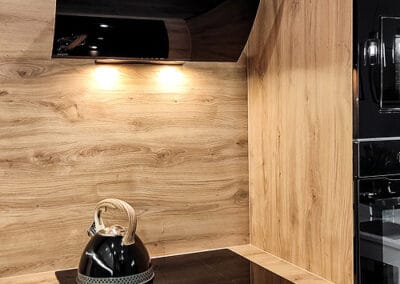 Fronty z uchwytami frezowanymi