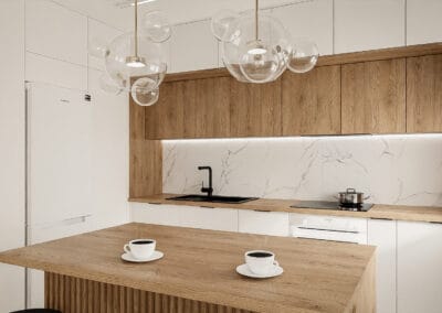 Biała kuchnia z drewnem